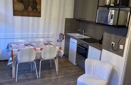 Les Carroz-d'Araches Apartamento | Studio Cabine Rénové Proche Piste Bardelle et à 5 mn à Pieds du Centre