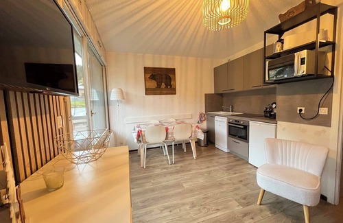 Les Carroz-d'Araches Apartamento | Studio Cabine Rénové Proche Piste Bardelle et à 5 mn à Pieds du Centre