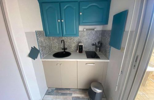 Marseillan Plage Apartamento | Studio Cabine Mezzanine Rénové pour 4 Pers. avec Terrasse et Parking Privé - Animaux Admis - FR-1-326-553