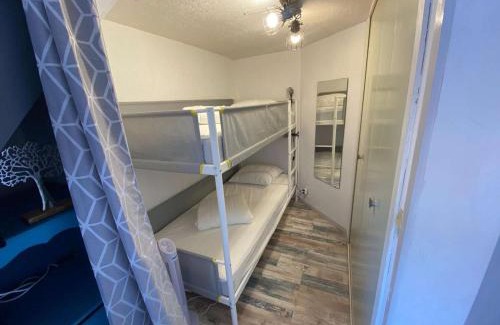 Marseillan Plage Apartamento | Studio Cabine Mezzanine Rénové pour 4 Pers. avec Terrasse et Parking Privé - Animaux Admis - FR-1-326-553
