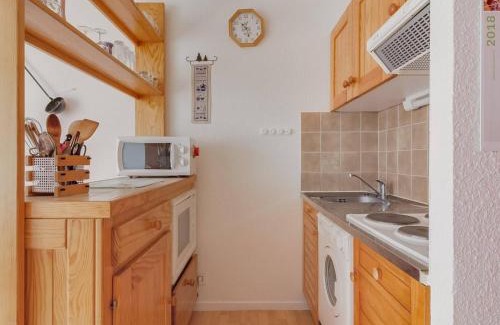 Esquieze-Sere Apartamento | Studio Cabine pour 6 pers avec Balcon, Parking et Wifi - Esquièze-Sère - FR-1-402-30