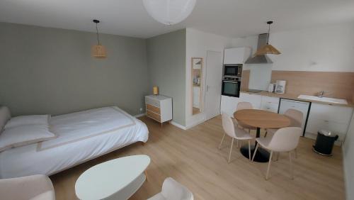 Monnaie Apartamento | Studio - Calme - Confort - Proche de Tours