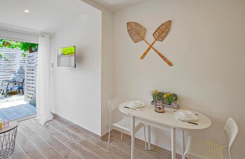La Cote Radieuse Apartamento | Studio calme et moderne à 300m de la plage -1-