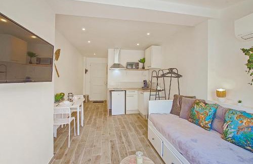 La Cote Radieuse Apartamento | Studio calme et moderne à 300m de la plage -1-