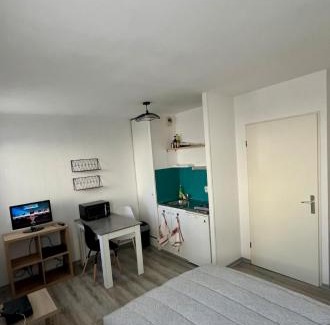 Sainte-Anne - Faubourg Noyon Apartamento | Studio calme proche de la gare