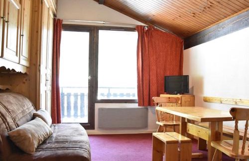 Pralognan-la-Vanoise Apartamento | Studio central avec parking et balcon, proche commerces et téléphérique - FR-1-464-151