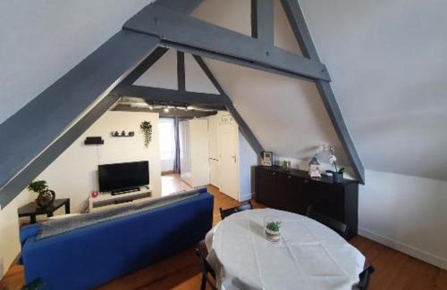 Saint-Pol-de-Leon Apartamento | studio centre ville 3ème étage sans ascenceur