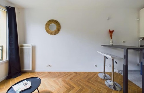 Rueil-Malmaison Apartamento | Studio Centre-Ville