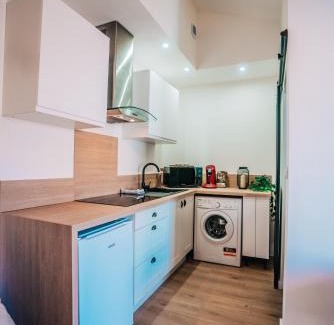 Nimes City Centre Apartamento | Studio centre-ville (Ecusson)