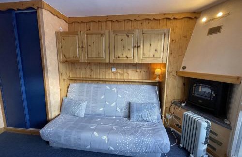 Les Menuires Apartamento | Studio chaleureux 19m² pour 3 personnes, balcon sud, pied des pistes, Preyerand, Les Menuires - FR-1-452-251