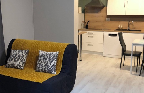Vacqueyras Casa | Studio Chez Bibi, sleeps 2 to 4