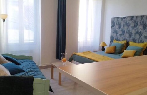 Cavaillon Apartamento | Studio Chic