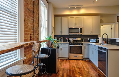 Pendleton Condominio | Studio Cigar Store