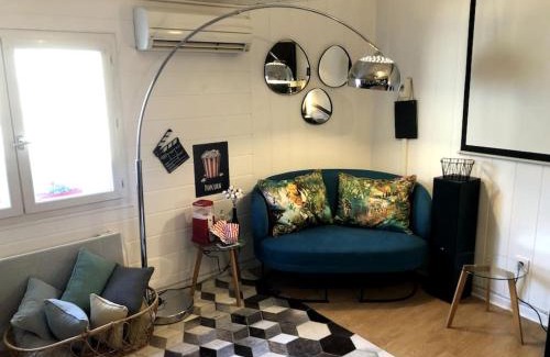 Ales Apartamento | Studio cinéma