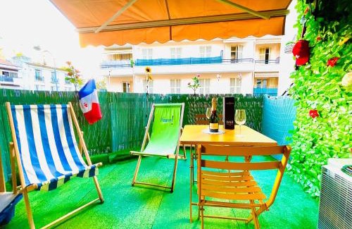 Gambetta Apartamento | studio city center beach side free paddle beautiful terrace