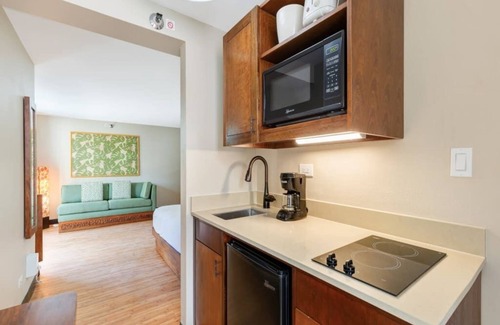 Waikiki Condominio | Studio City View DLX Kitchenette, A/C and WiFi - Bamboo Waikīkī Hotel #501