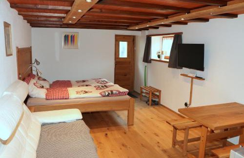 Ernen Apartamento | Studio Clausen Kurt