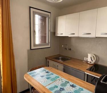 Saint-Charles Apartamento | Studio climatisé - 3min à pied Gare Saint Charles - 15 min à pieds du Vieux port