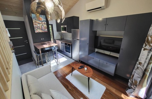 Gradignan Casa | Studio Climatisé Flambant Neuf Grand Confort. Prêt Vélos