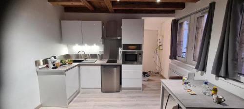 Les Cordeliers Apartamento | STUDIO CLIMATISATION Vieille Ville