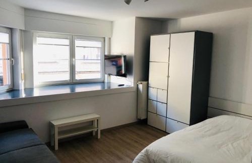 Gare Apartamento | Studio close from train station and shops