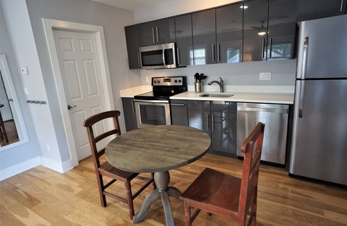 Historic Uptown Apartamento | Nuevo: Estudio Loft tranquilo cerca del centro de St Pete