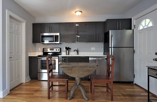 Historic Uptown Apartamento | Nuevo: Estudio Loft tranquilo cerca del centro de St Pete