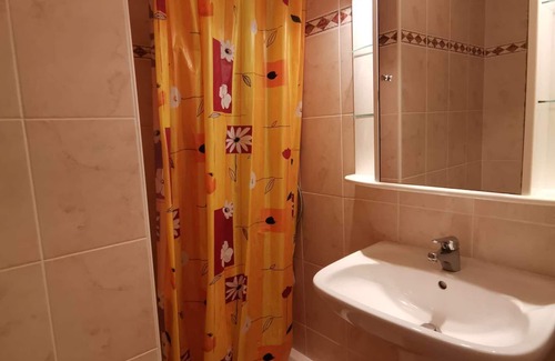 Savines-le-Lac Apartamento | Studio close to the city center of Savines-Le-Lac