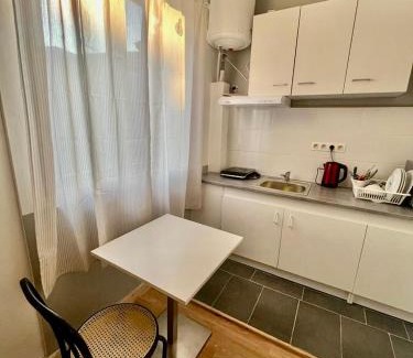 Charleroi Apartamento | Studio comfortable charleroi