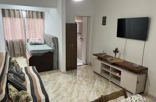 Ponta da Praia Apartamento | Studio Completo - Ótima localização