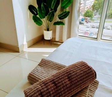 Seri Kembangan Apartamento | Studio Condo Seri Kembangan Serdang with pool and WIFI
