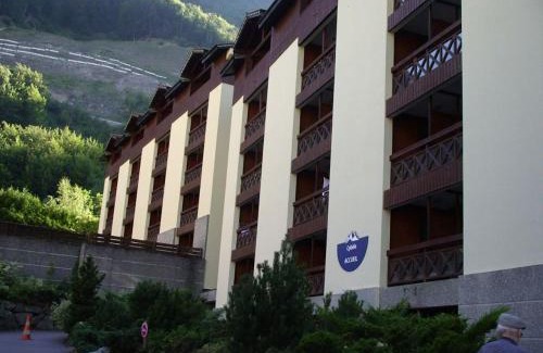 Brides-les-Bains Apartamento | Studio Confort 4 Pers. avec Balcon, Parking et Wi-Fi - Brides-les-Bains - FR-1-512-89