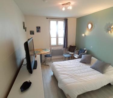 Rochefort Apartamento | Studio confort proche cure et port de plaisance