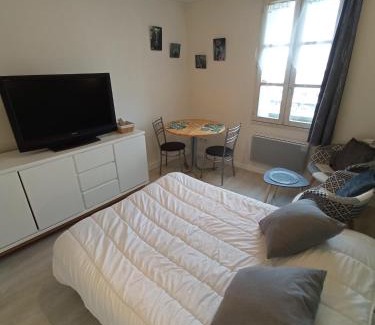 Rochefort Apartamento | Studio confort proche cure et port de plaisance