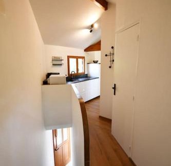 Bures-sur-Yvette Apartamento | Studio * Confort * Sérénité * La halte du Pèlerin