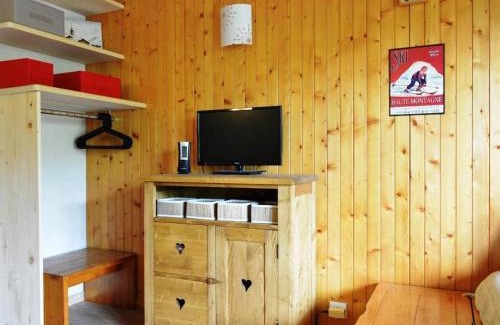Le Grand-Bornand Apartamento | Studio confortable avec balcon près des pistes - FR-1-241-116