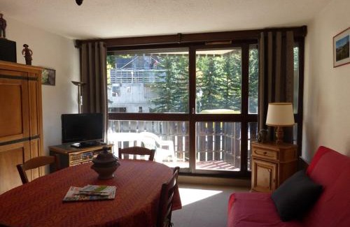 Le Super-Sauze Apartamento | Studio confortable 5 couchages avec balcon et parking au Super Sauze - FR-1-804-1