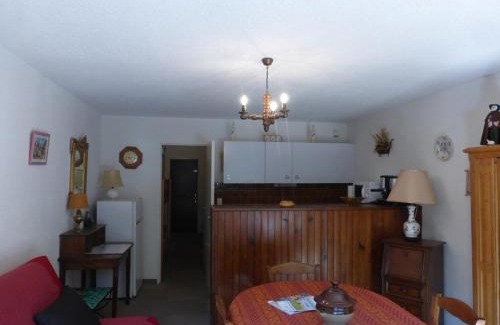Le Super-Sauze Apartamento | Studio confortable 5 couchages avec balcon et parking au Super Sauze - FR-1-804-1