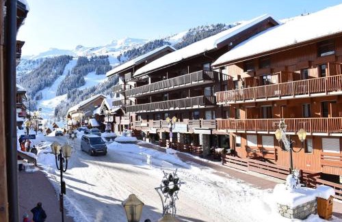 Meribel Centre Apartamento | Studio confortable au centre de Méribel, proche pistes et commerces, parfait pour 4 personnes - FR-1-180-4