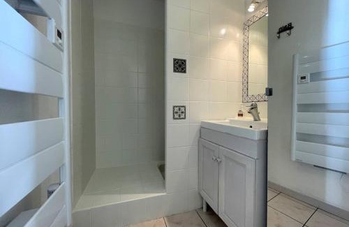 Briancon Apartamento | Studio confortable avec coin nuit pour 4 pers, à 100m de la télécabine et 200m du centre, parking inclus - FR-1-330C-135