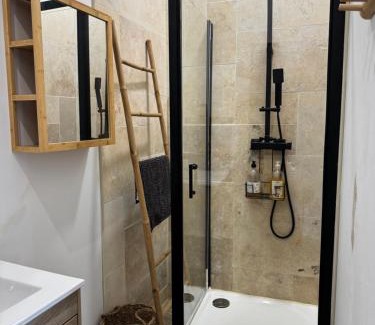 Moussan Apartamento | Studio confortable et calme au millieu des vignes