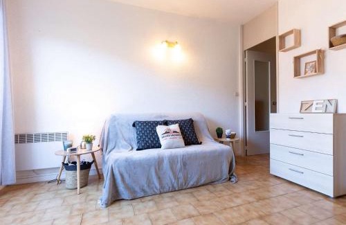 Pla d'Adet Apartamento | Studio convivial au pied des pistes avec local skis et parking, animaux non acceptés - FR-1-296-450