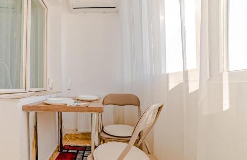 Tractorul Apartamento | Studio Coresi Mall
