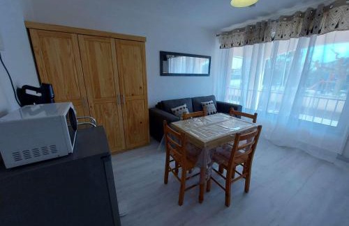 Le Grau-dʼAgde Apartamento | Studio cosy à 80m de la plage avec jardin et jeux pour enfants - FR-1-423-238
