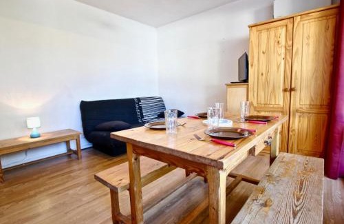 Chamrousse Apartamento | Studio cosy 3 places, balcon, près des pistes et commerces - FR-1-340-167