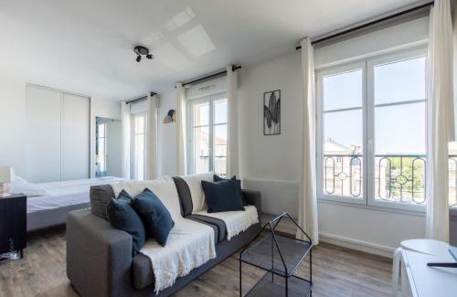 Bussy-Saint-Georges Apartamento | Studio cosy, 4Pers, wifi, proche Disney, Parking - Fairytale Factory