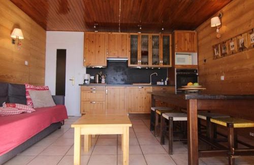 Jeux Apartamento | Studio cosy 4 pers avec balcon, face aux pistes et proche commerces – L'Alpe d'Huez - FR-1-405-44