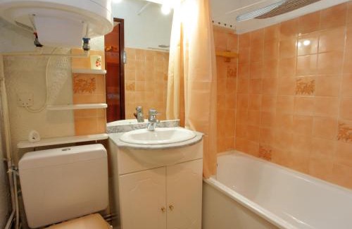 La Toussuire Apartamento | Studio cosy 4 pers avec terrasse au pied des pistes - FR-1-417-49