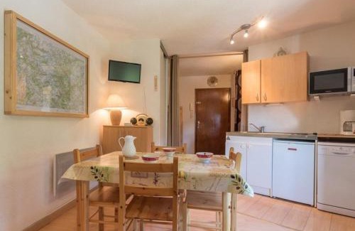 Saint-Chaffrey Apartamento | Studio cosy 4 pers. à Serre-Chevalier, proche commerces et remontées mécaniques, casier à ski inclus - FR-1-330E-51
