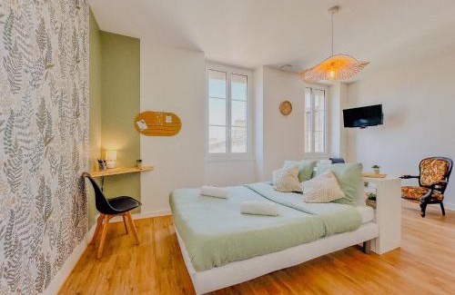 Pauillac Apartamento | Studio COSY avec Baignoire et Netflix Idéal couple